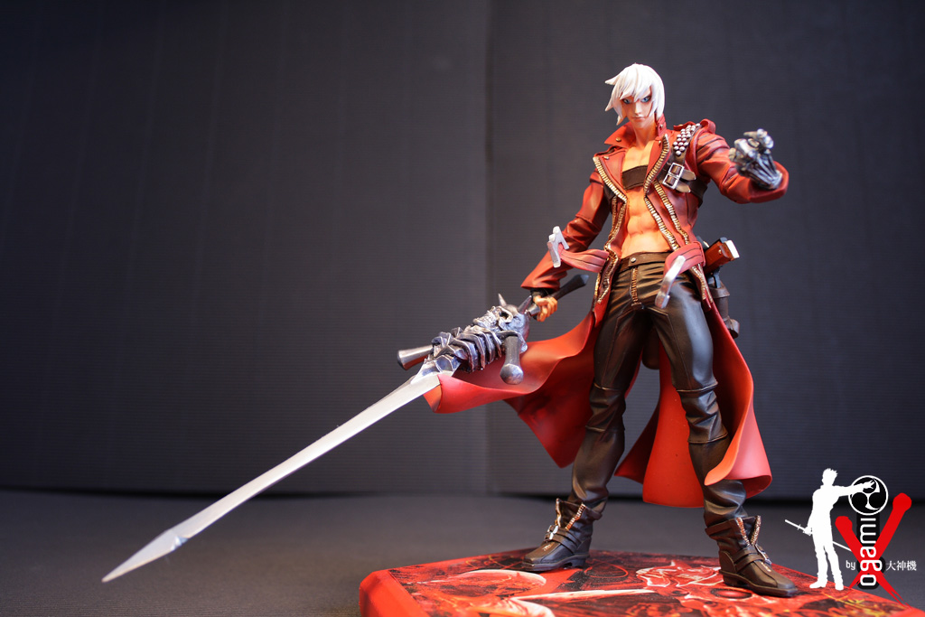 Dante_Devil_May_Cry_3_Front_by_ogamitaicho.jpg