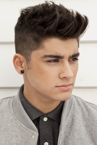 Zayn-Malik-random-31327640-320-480.jpg