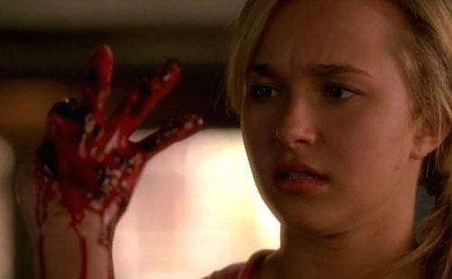 claire-bloody-hand-screenshot.jpg