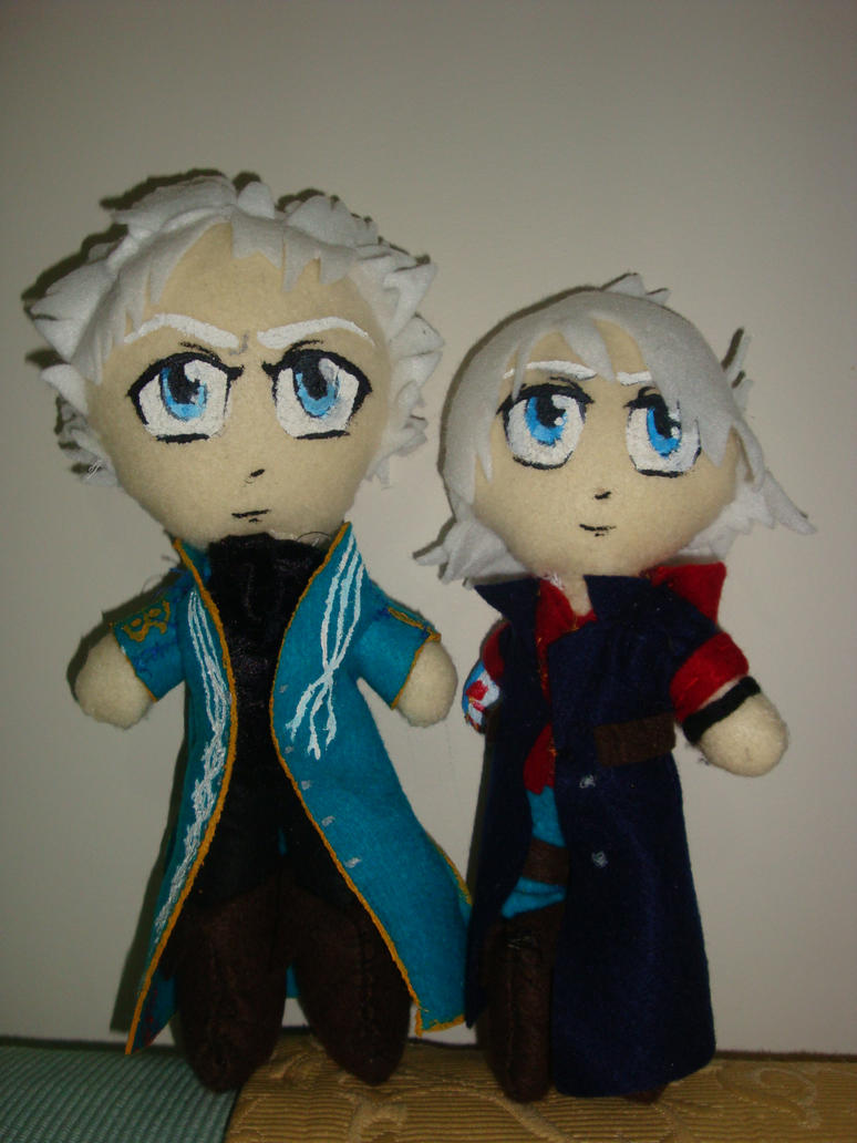 Vergil_Nero_Plushies_by_lostgirl19.jpg